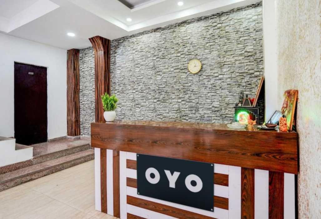 Hotel O Anshu B&B Nova Deli Exterior foto